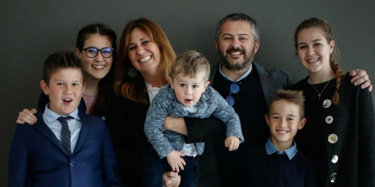 Claudia Toso insieme alla sua famiglia