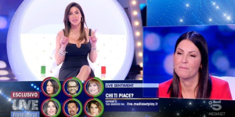 Guendalina Tavasssi ed Eliana Michelazzo a Live non è la D'Urso