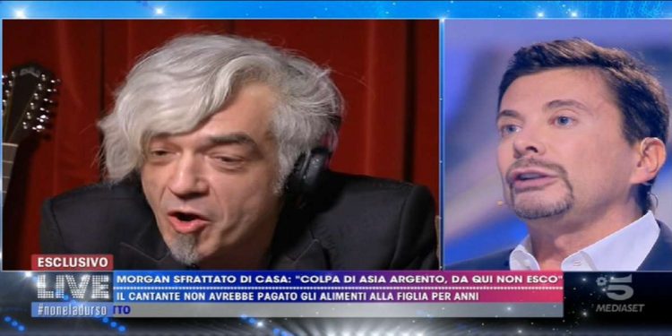 Morgan contro Riccardo Signoretti a Live non è la d'Urso