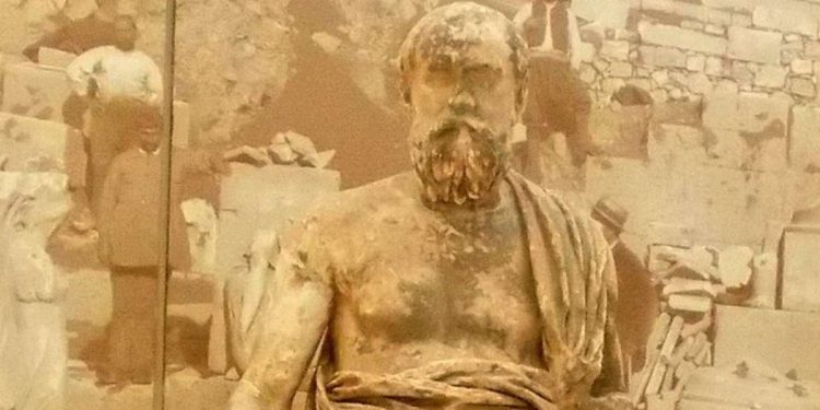 Plutarco, busto al Museo di Delfi