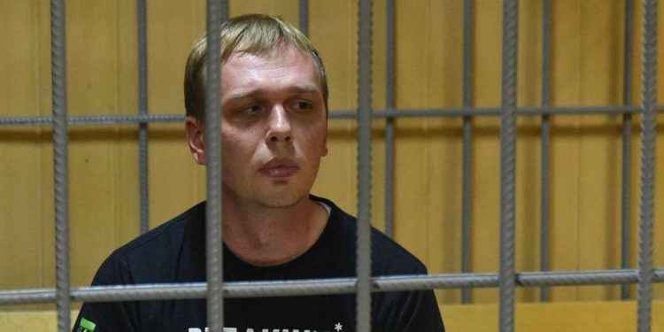 Il giornalista russo Ivan Golunov in carcere (LaPresse)