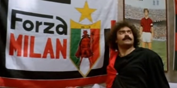 Diego Abatantuono nei panni dell'ultras del Milan Donato Cavallo in "Eccezzziunale veramente" (foto Youtube)