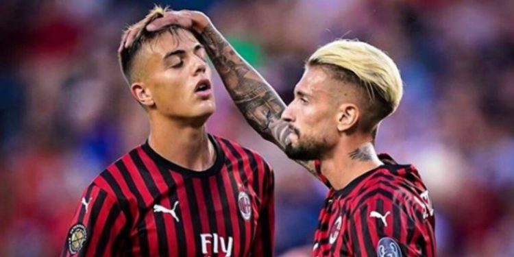 Daniel Maldini con Samu Castillejo (foto Instagram)