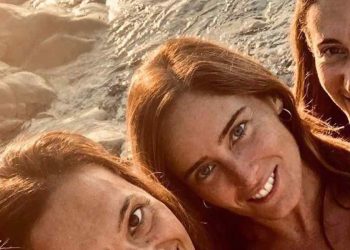 Maria Elena Boschi bikini