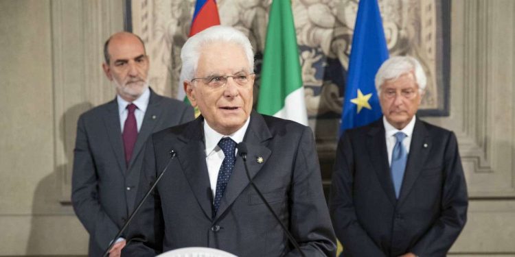 Il presidente della Repubblica Sergio Mattarella giovedì scorso dopo le consultazioni (foto quirinale.it)