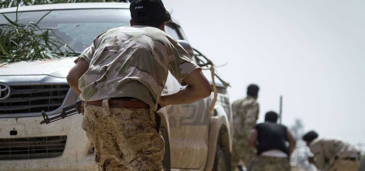 Libia, milizie del Gna impegnate in un'azione contro l'esercito di Haftar (LaPresse)