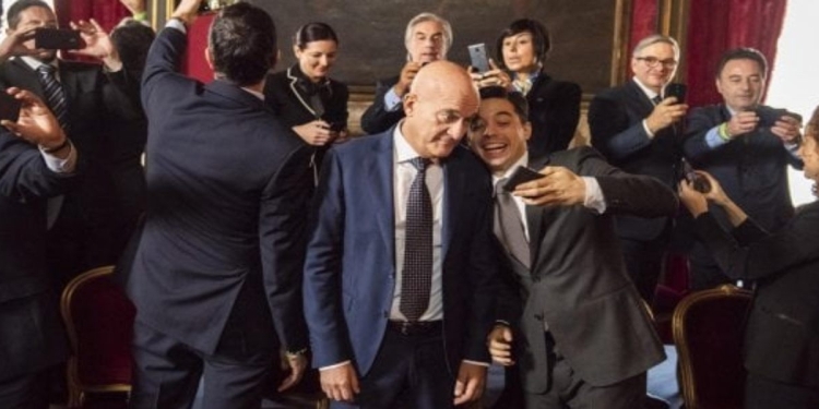 Claudio Bisio in Bentornato Presidente