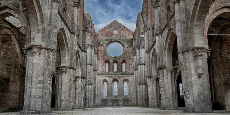 I resti dell'Abbazia di San Galgano (Pixabay)