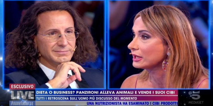 Vladimir Luxuria contro Adriano Panzironi a Live Non è la D'Urso