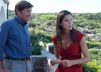 Chiara Baschetti è Elena Sereni, L'Isola di Pietro 3