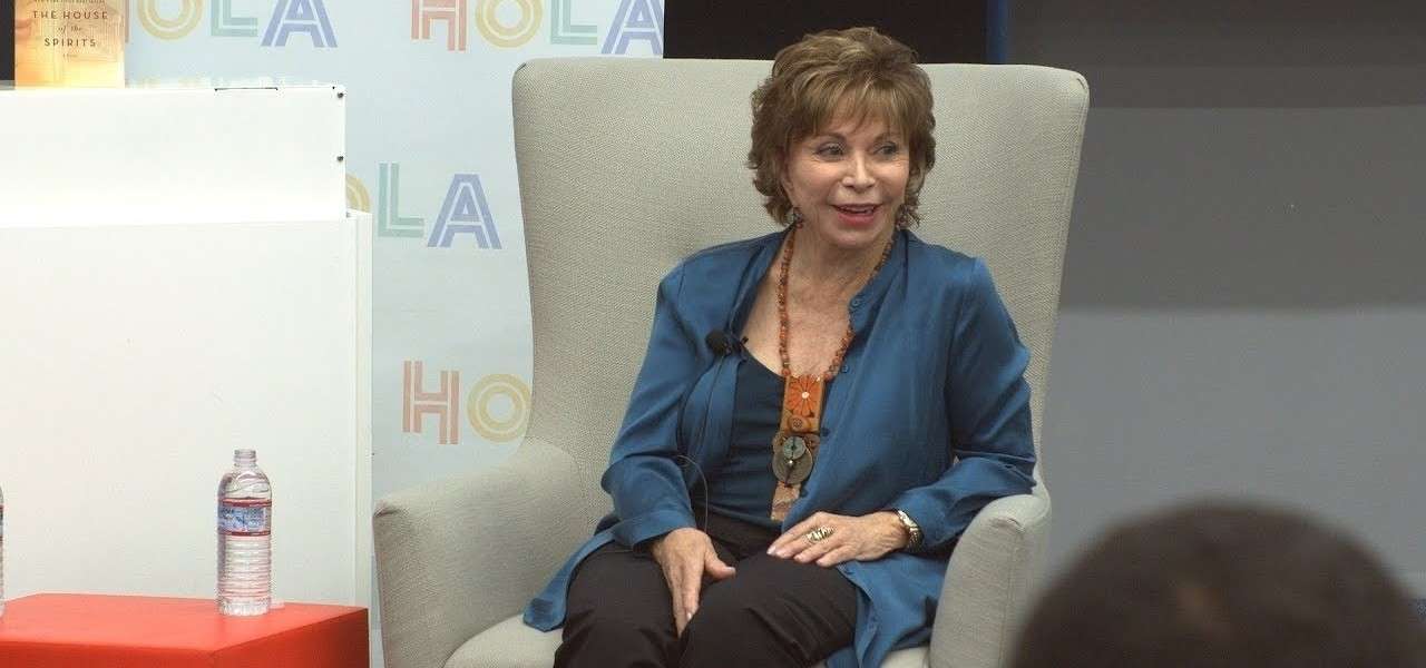 Isabel Allende e il nuovo libro mentre il Cile vive la rivoluzione