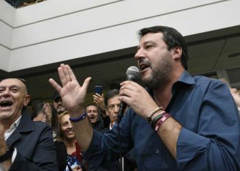 carola rackete salvini denunciato