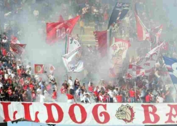 La tifoseria del Bari (foto La Presse)