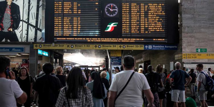 Treni in tilt a Roma Termini