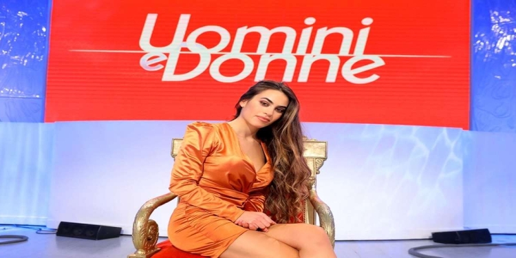 Veronica Burchielli nuova tronista uomini e donne 2019