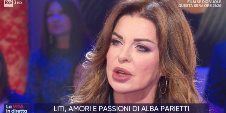 Alba Parietti a La Vita in Diretta