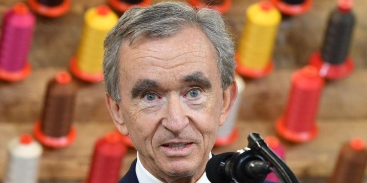 cessione milan arnault