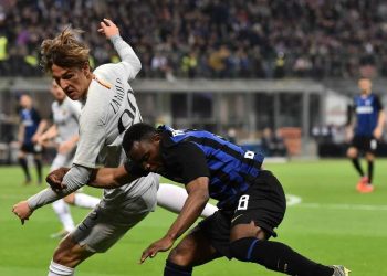 Inter Roma, Zaniolo contro Asamoah (Foto LaPresse)