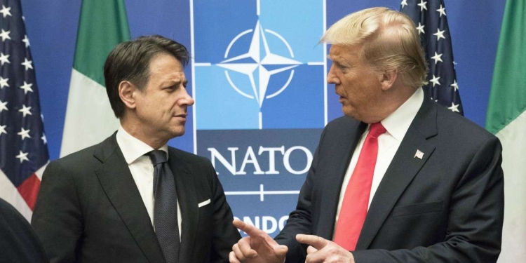 Giuseppe Conte e Donald Trump (Lapresse)