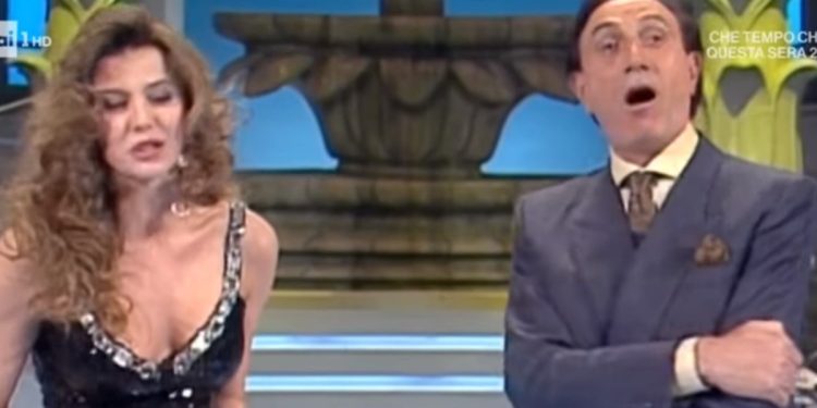 Alba Parietti e Pippo Baudo al Festival di Sanremo '92, foto da YouTube