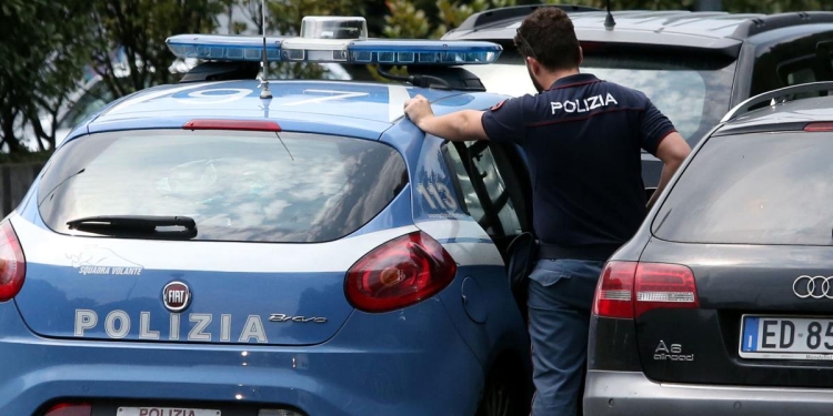 Polizia di Stato Coronavirus festa