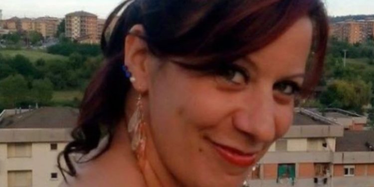 Ambra Pregnolato, maestra uccisa a Valenza (foto Facebook)