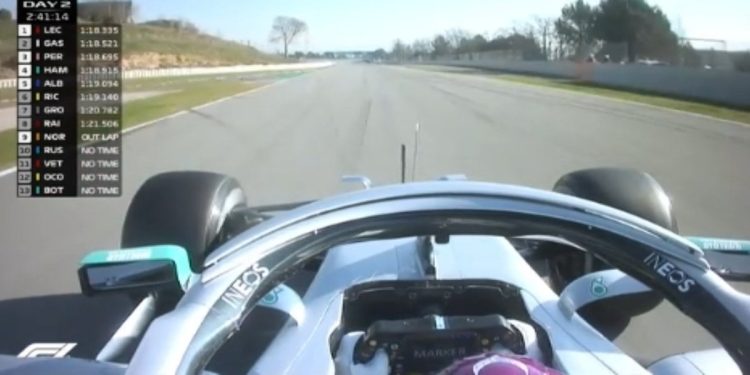 Mercedes, il caso "marker" sul volante di Hamilton