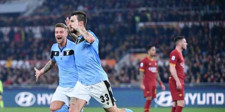 Francesco Acerbi, difensore della Lazio (Foto LaPresse)