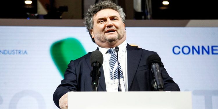 Alessandro Mattinzoli, assessore allo Svilippo economico della Regione Lombardia (Foto: LaPresse)