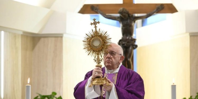 Papa Francesco, Messa Santa Marta