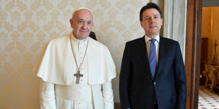 Papa Francesco e Giuseppe Conte