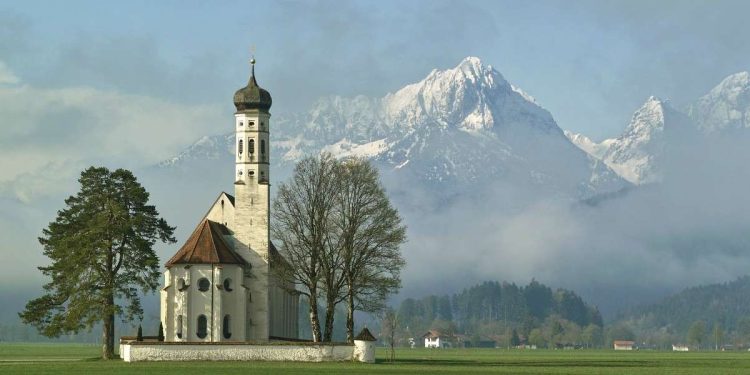 Chiesa di St. Colomban a Schwangau, Germania (Pixabay)