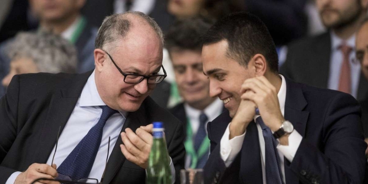 Roberto Gualtieri, ministro dell'Economia, con Luigi Di Maio, ministro degli Esteri (LaPresse)