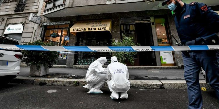 Polizia Scientifica, immagine di repertorio (Foto LaPresse)