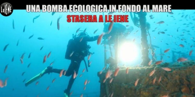 Ecoballe all'Isola d'Elba (foto Le Iene)