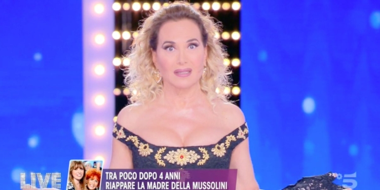 Barbara D'Urso conduce Live