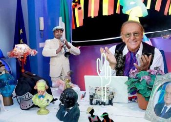 Renzo Arbore a "Striminzitic"