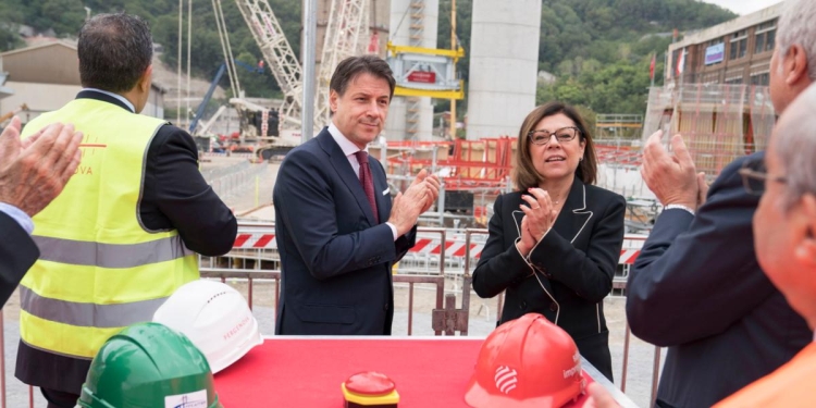 Conte e De Micheli a Genova