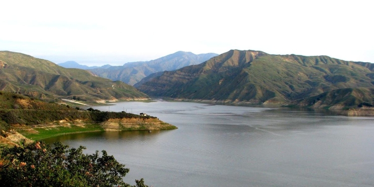 Lago Piru (Foto: Wikipedia)