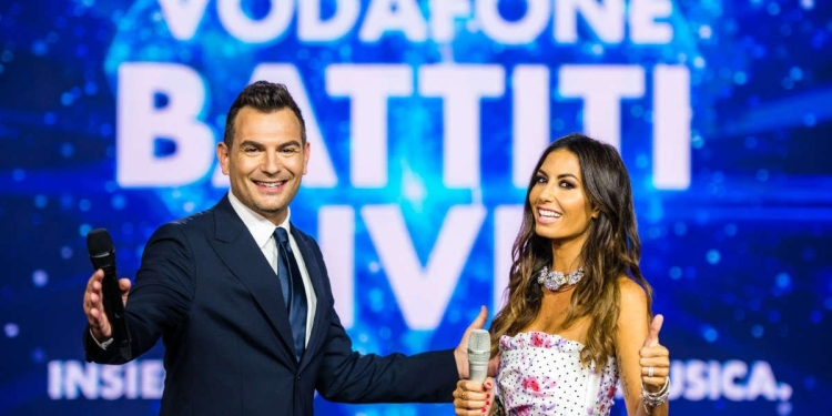 Alan Palmieri ed Elisabetta Gregoraci conducono Battiti Live