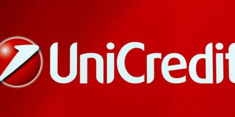 Unicredit down