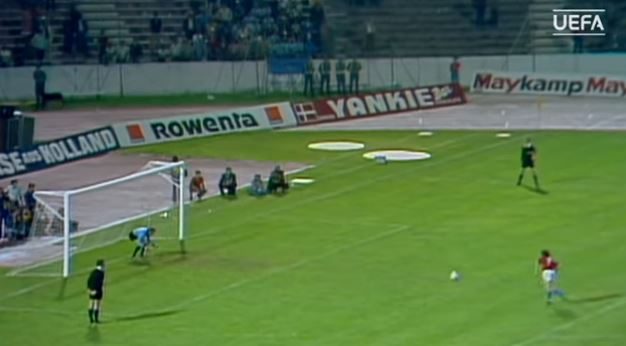 Panenka e il famoso rigore del 1976 (Youtube)