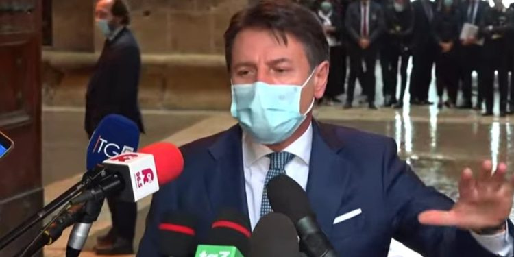 Giuseppe Conte a Taranto