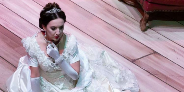 Violetta nel primo atto della Traviata