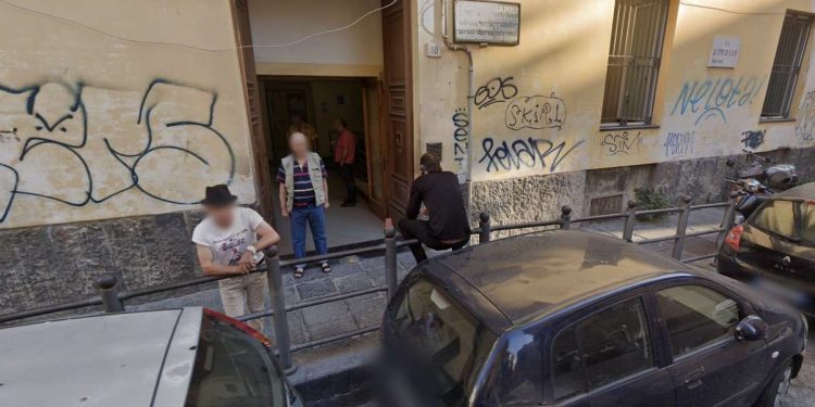 Il dormitorio publico di Napoli