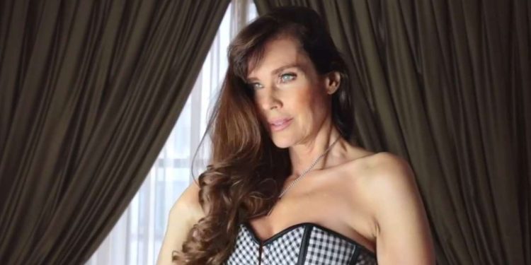 Carol Alt (Instagram)