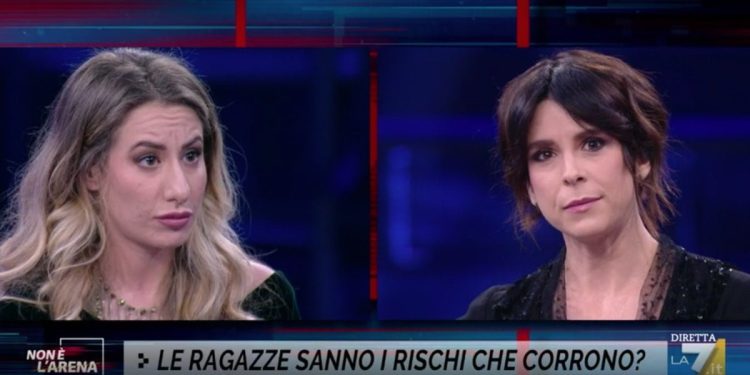 Giulia Sorrentino e Stefania Andreoli a Non è l'Arena