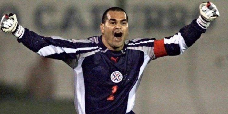 José Luis Chilavert, ex portiere del Paraguay, si candida alla presidenza del Paese (da Facebook)