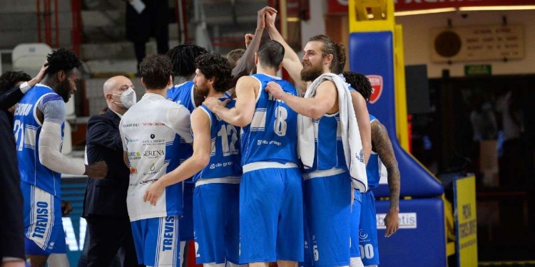 Diretta Treviso Varese, basket Serie A1 28^ giornata (da facebook.com/trevisobasket)