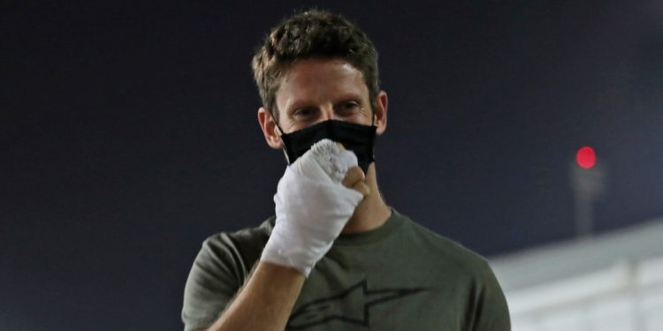 Romain Grosjean, pochi giorni dopo l'incidente del Gp del Bahrain 2020 (LaPresse)